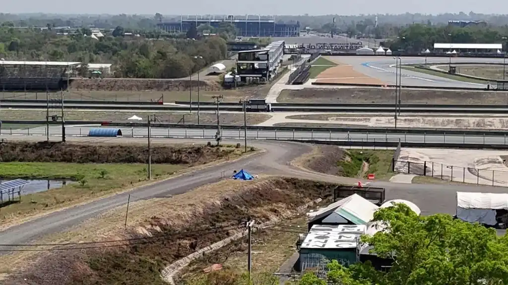 Buriram 10 rai freehold beside Chang Circuit – hotel development site, photo 4