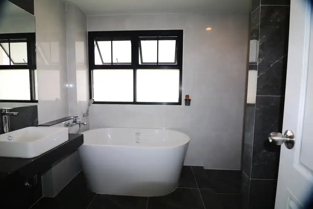 New 3–4 bedroom, 4 bathroom fully furnished corner home for rent near UD Town, Udon Thani, photo 20